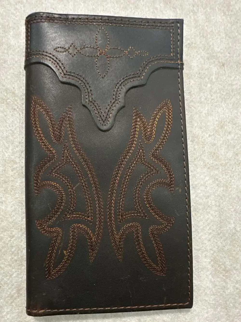 Cody James Men's Brown Leather Tooled Rodeo Wallet